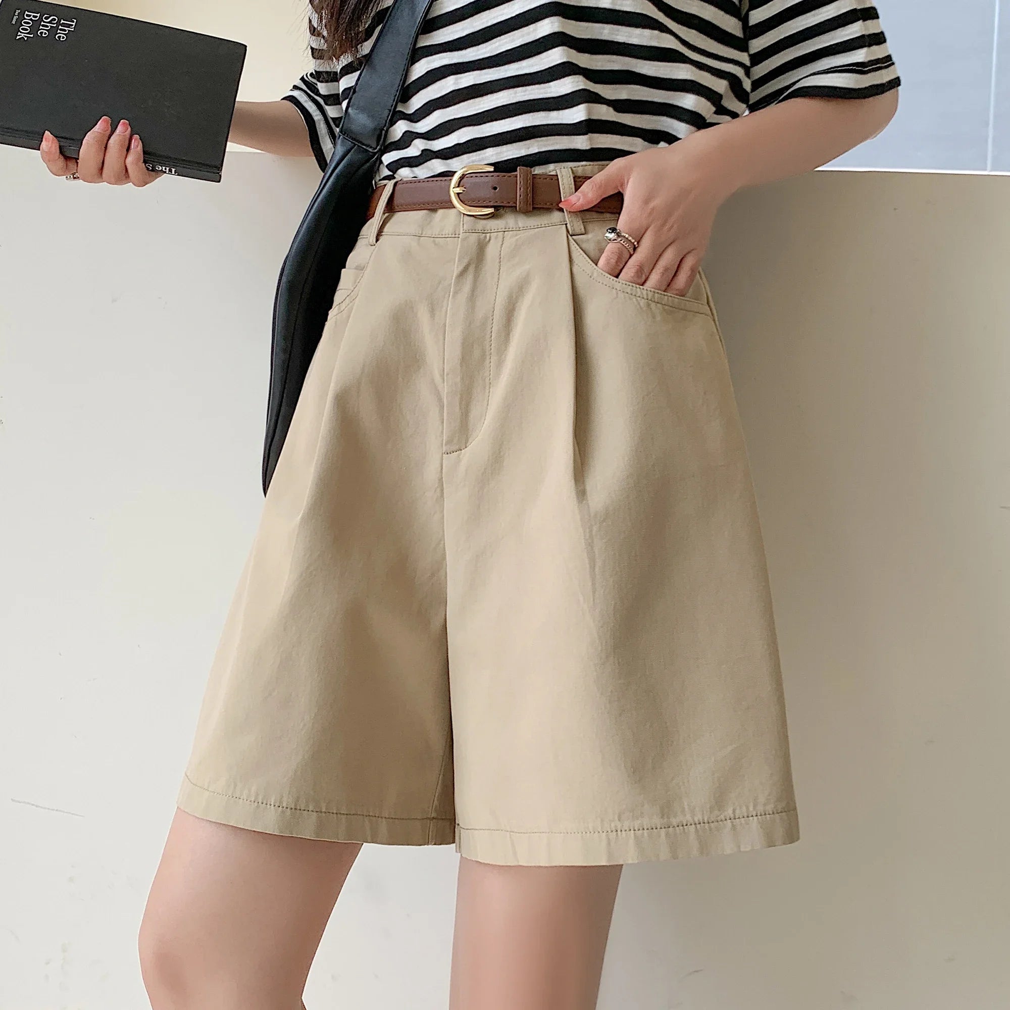 Women’s Loose Fit Cargo Summer Shorts